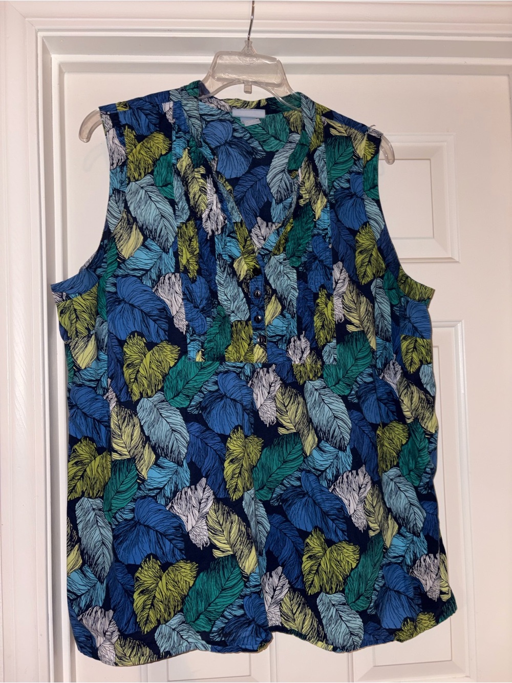 Liz & Me by Catherines Sleeveless Leaf-Print Blouse - Blue & Green 3X